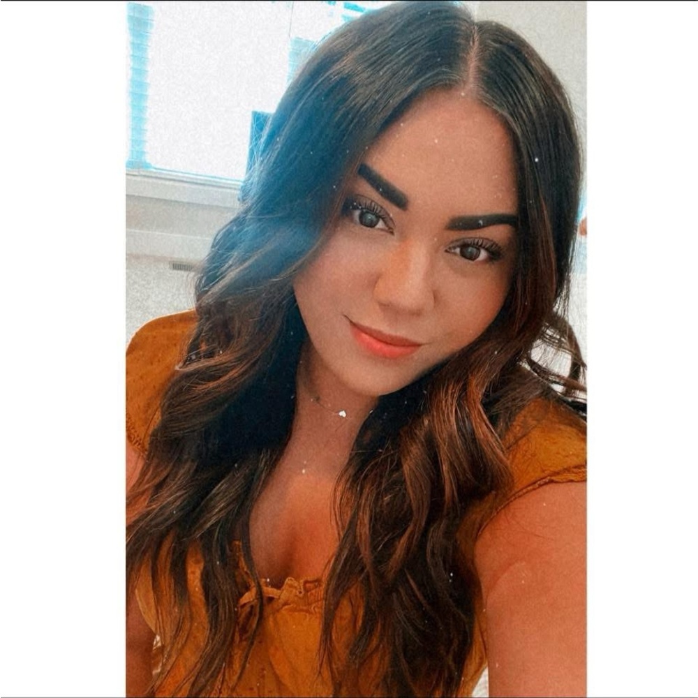Meet your Posher, Amanda